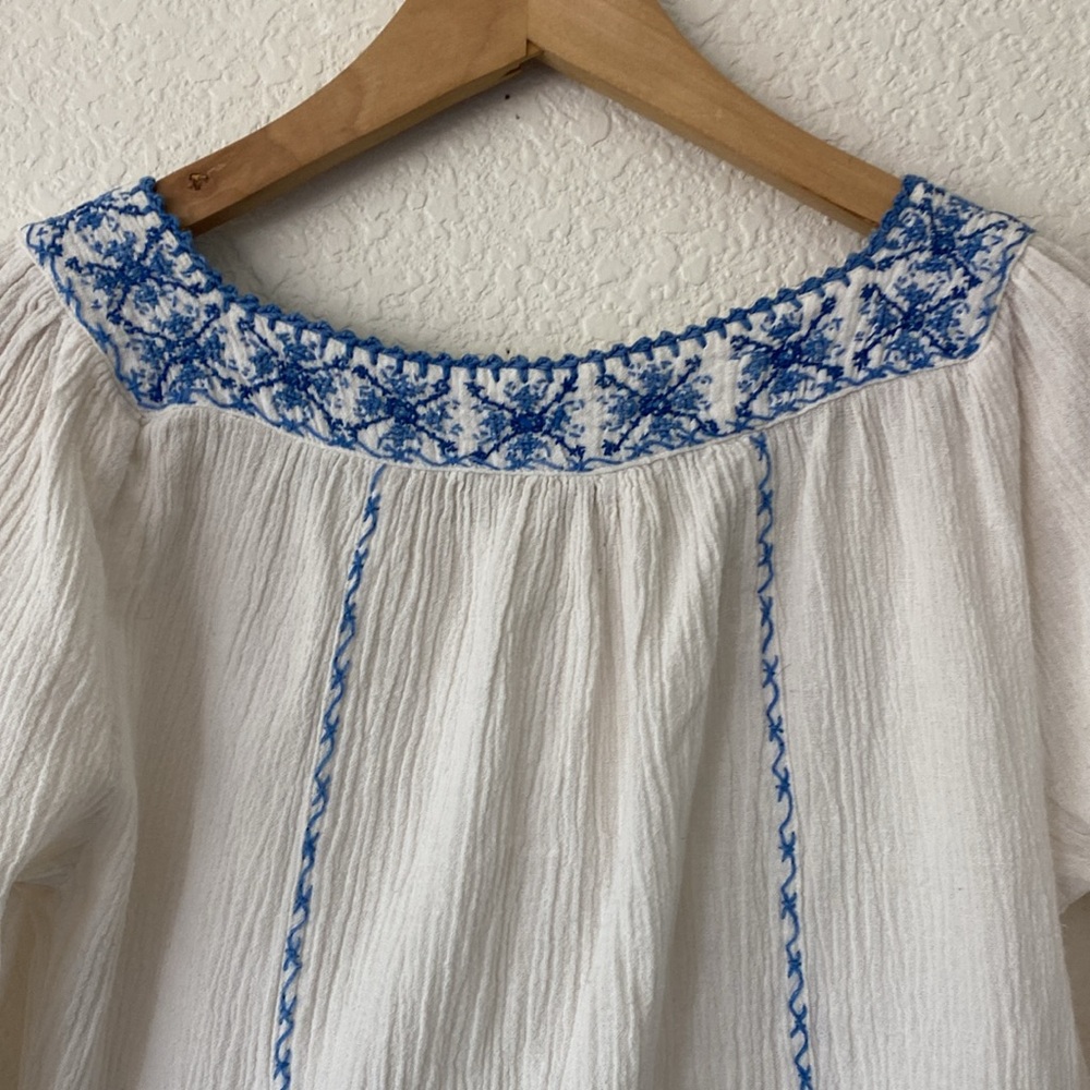 Free People Gauze Crop Top With Embroidery Size Medium - Picture 2 of 6